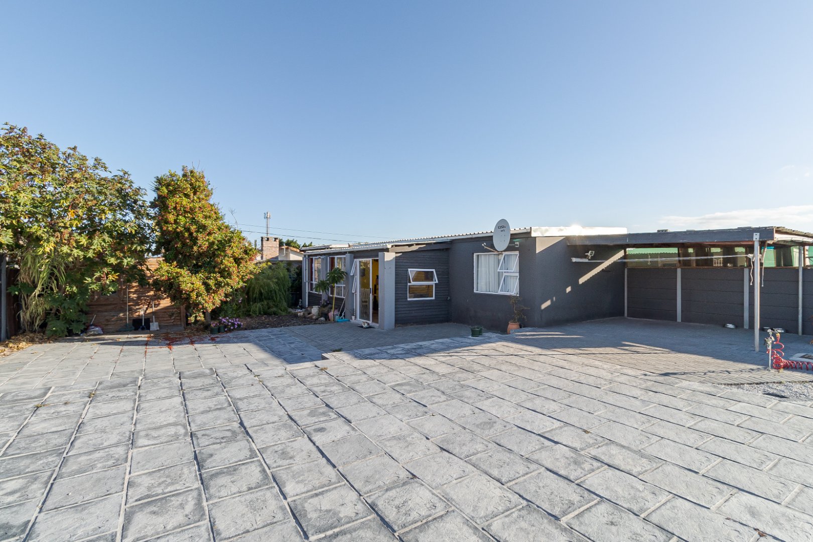 2 Bedroom Property for Sale in Grassy Park Western Cape